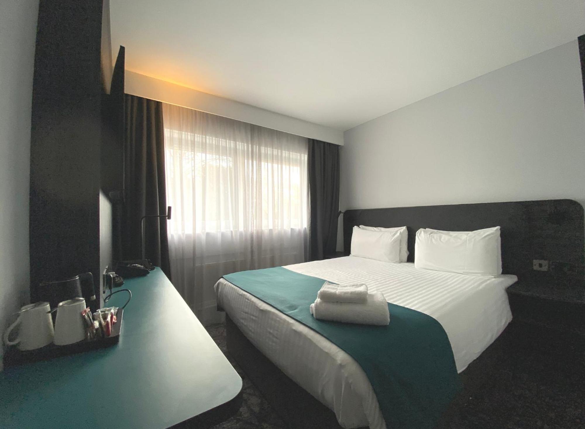 Normandy Hotel Ренфру Номер фото