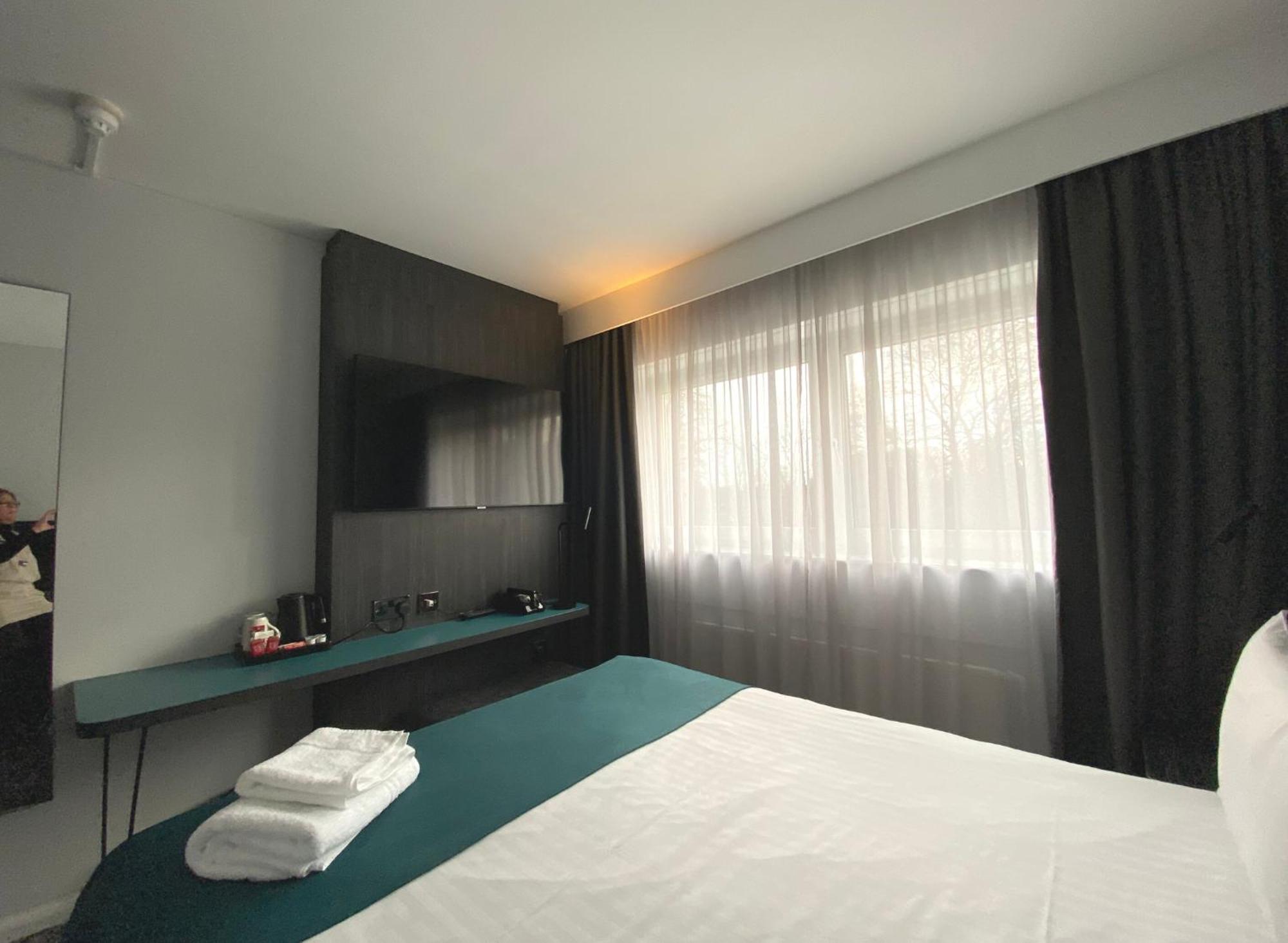 Normandy Hotel Ренфру Номер фото